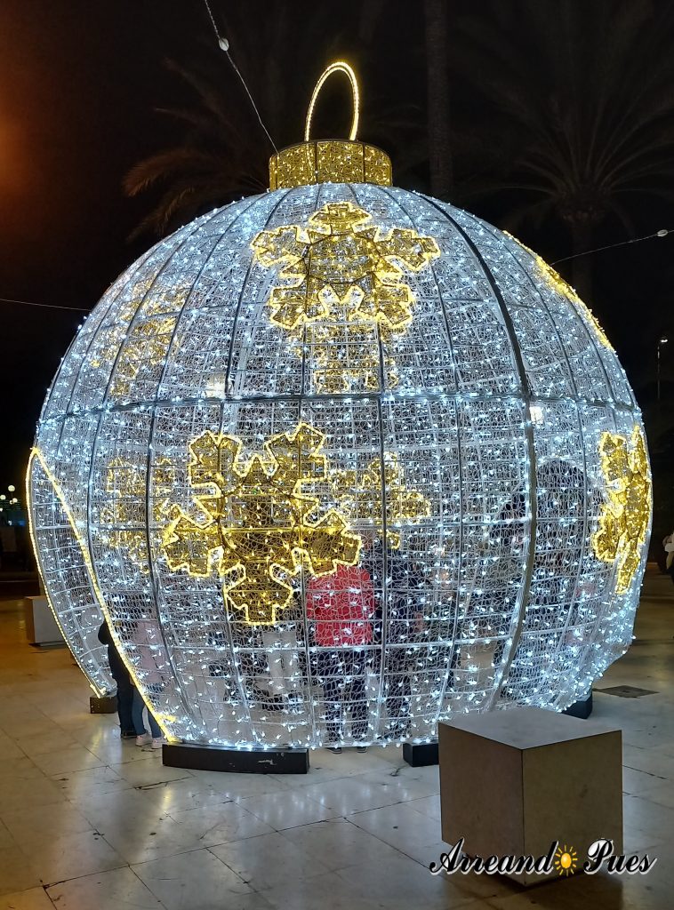 Navidad Alicante 2021-2022 con niños. Iluminación. Navideña en toda la ciudad.