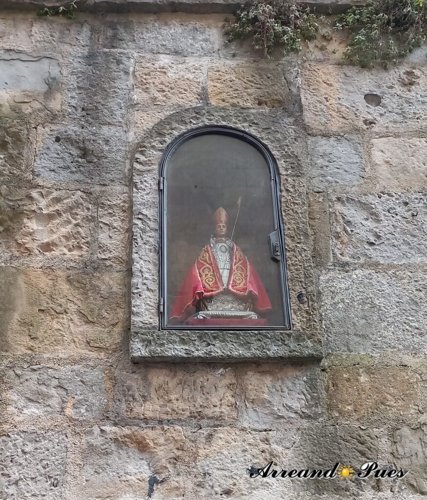 Qué ver en Pamplona en un día con Mapa. San Fermín patrono de Pamplona.