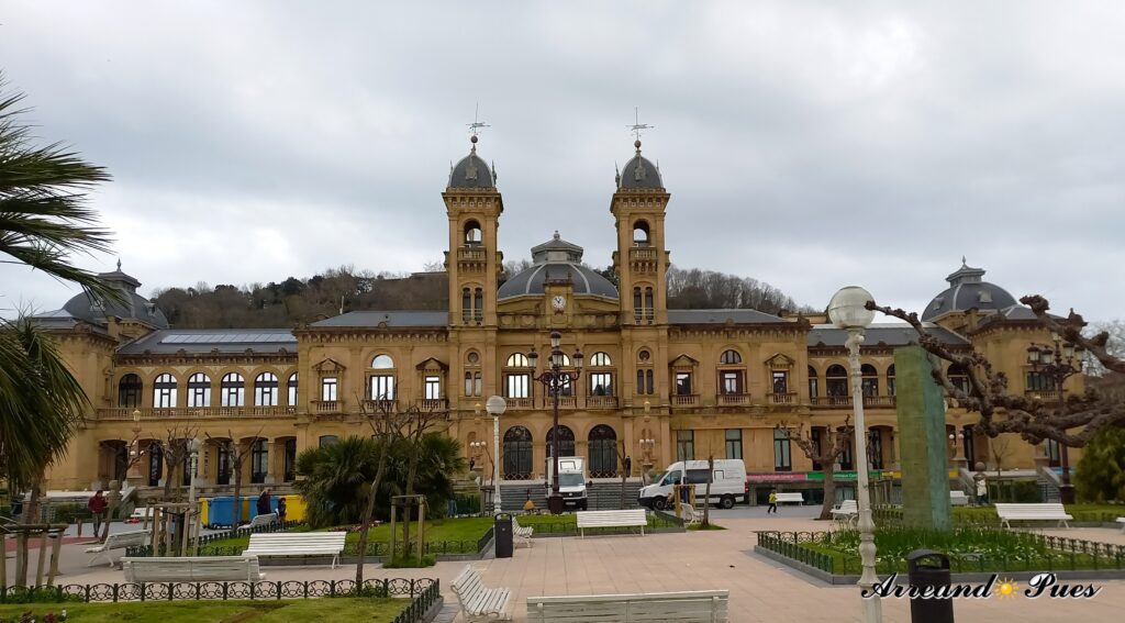 San Sebastián en un día. Ayuntamiento. Arreando Pues