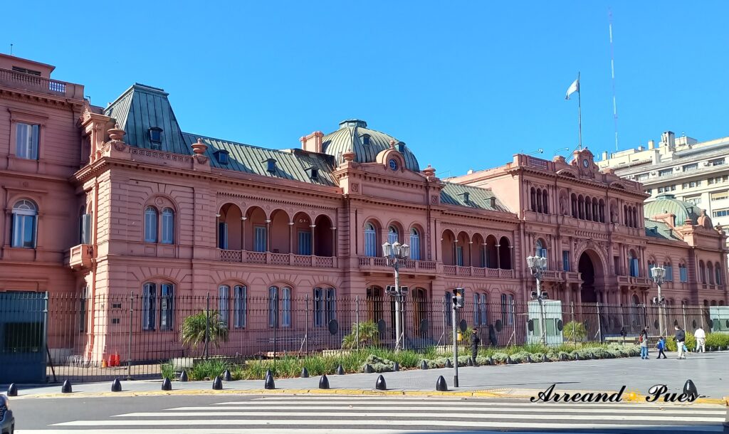 Casa Rosada. Sede de Gobierno Argentino. Arreando Pues.