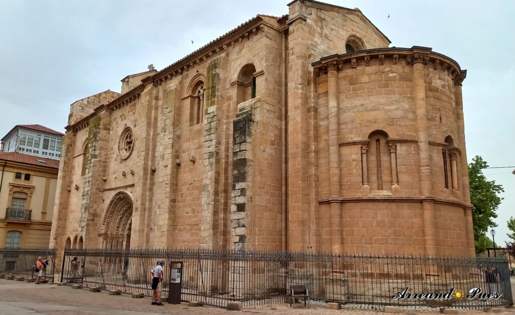Santa María Magdalena. Una de las Iglesias románicas mas bonitas de Zamora.