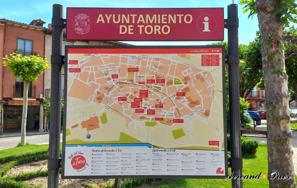 Qué ver en Toro Zamora: Los Mejores Lugares. Mapa con los puntos a recorrer en Toro.
