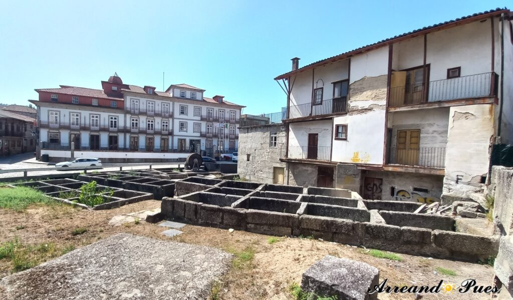 Zona de Couros. Antiguas curtidurías fuera del recinto amurallado. Actividad muy importante en la ciudad en la época medieval.