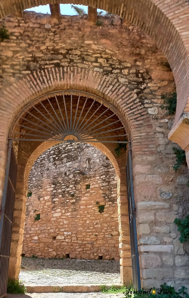 Puerta de la Cíjara una de las más antiguas de la ciudad.